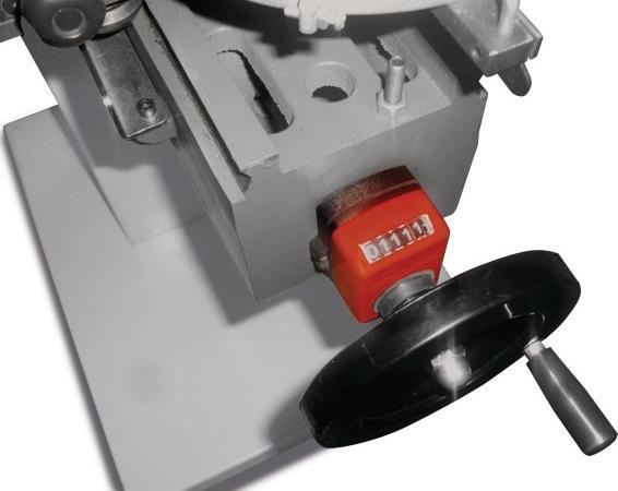 Image du produit Stürmer Holzstar Perceuse de trous oblongs avec dispositif de perçage de goujons LLB 16 PB / 400V 5906017