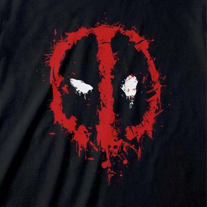 Produktbild Deadpool TShirt (L)
