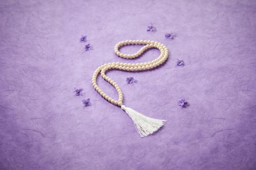 Produktbild PranaHaus Weihrauch-Mala, Weiss