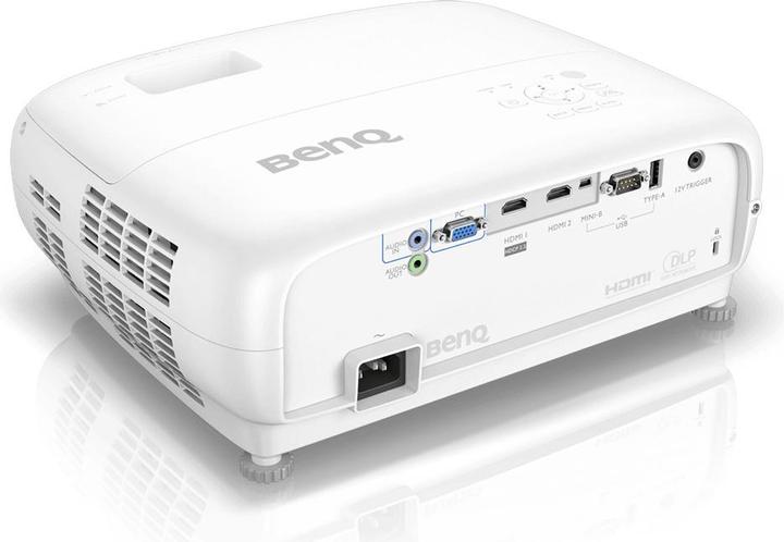 Actual product image BenQ W1720 (4K, 2000 lm, 1.5 - 1.65:1)