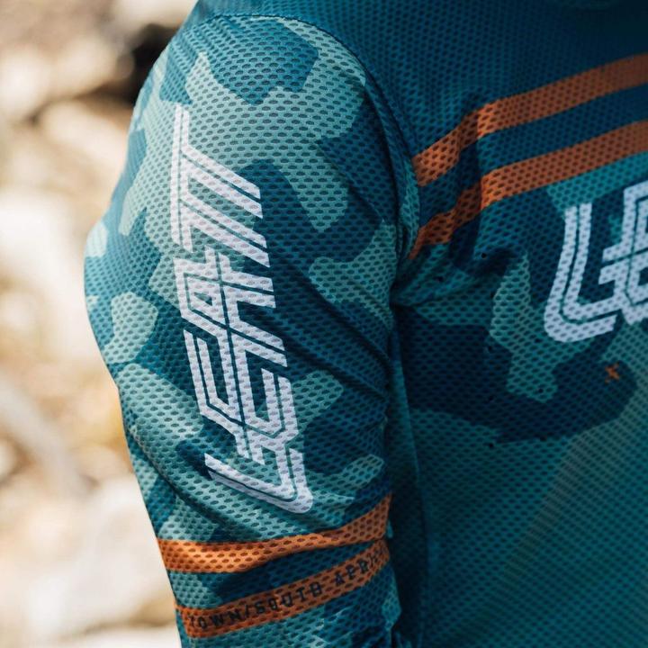 Actual product image Leatt MTB Gravity 4.0 Jersey Women lagoon S (S)