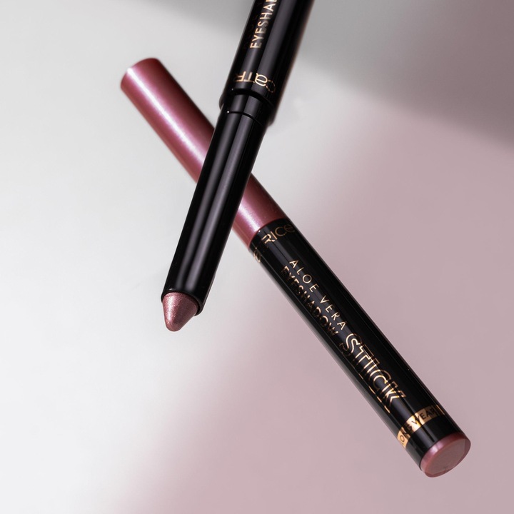 Image du produit Catrice Aloe Vera Eyeshadow stick fard à paupières (050 Rose ballet)