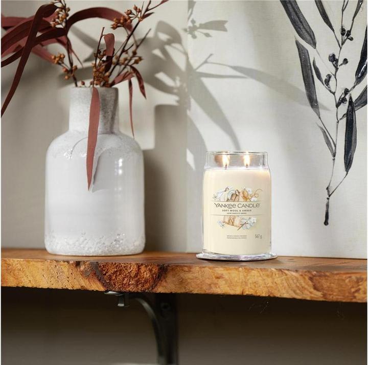 Immagine prodotto Yankee Candle Duftkerze Soft Wool & Amber Signature Large Jar (567 g)