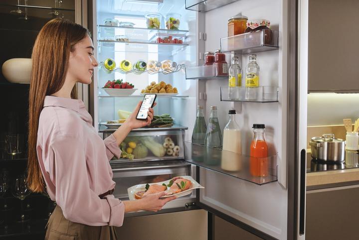 Actual product image Candy CNCQ4T620CX (409 l)