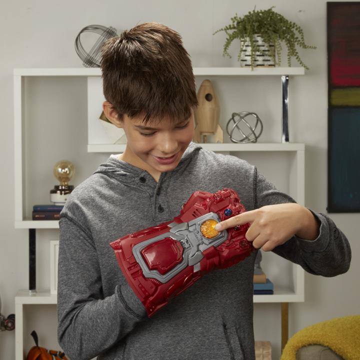 Actual product image Hasbro Avn Red Electronic Gauntlet