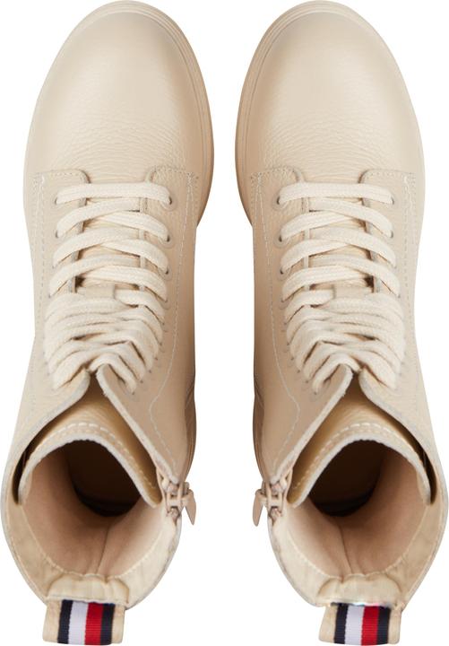 Actual product image Tommy Hilfiger Monochromatic Lace Up Boot (37)