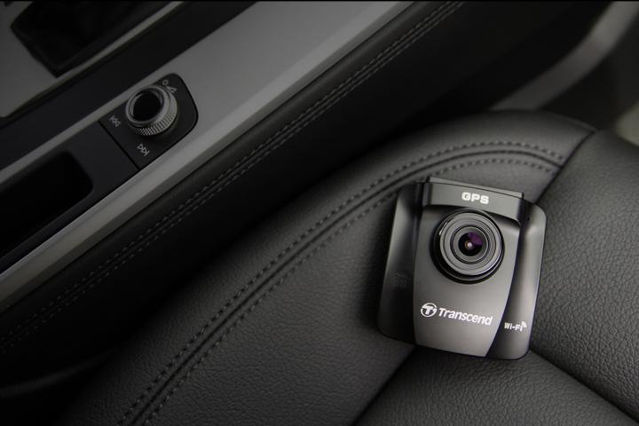 Produktbild Transcend DrivePro 230 Data Privacy inkl. 32GB microSDHC TLC (GPS-Empfänger, Full HD)