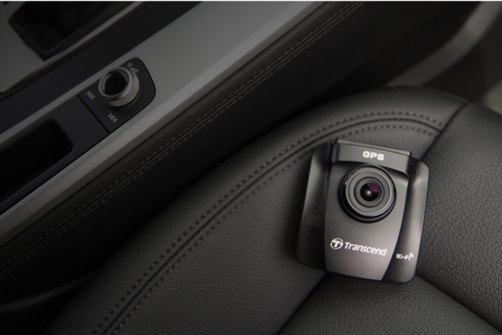 Produktbild Transcend DrivePro 230 Data Privacy inkl. 32GB microSDHC TLC (GPS-Empfänger, Full HD)