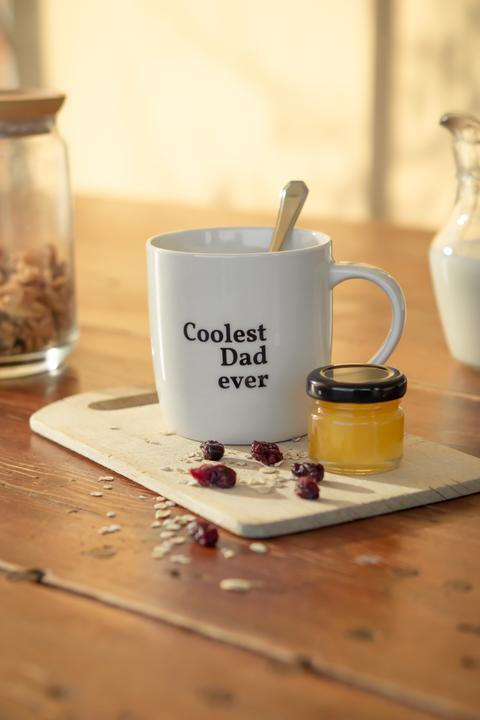 Actual product image Arthur & Gusti Mug - Coolest Dad ever (350 ml, 1x)