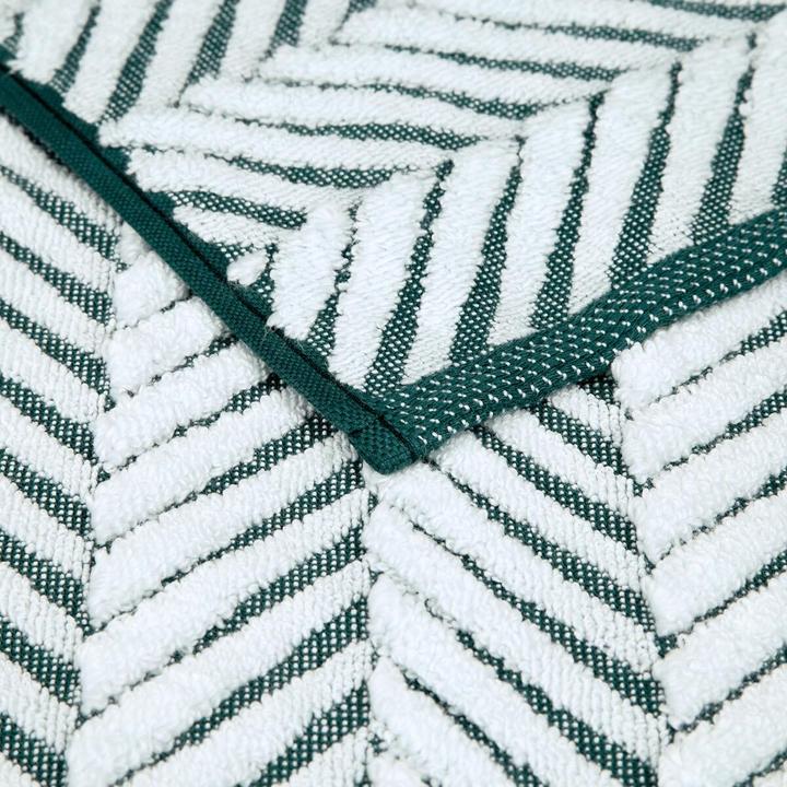 Actual product image Ross Uni towels Sensual Skin 9002 Plait pattern with coloured base chain (30 x 50 cm)