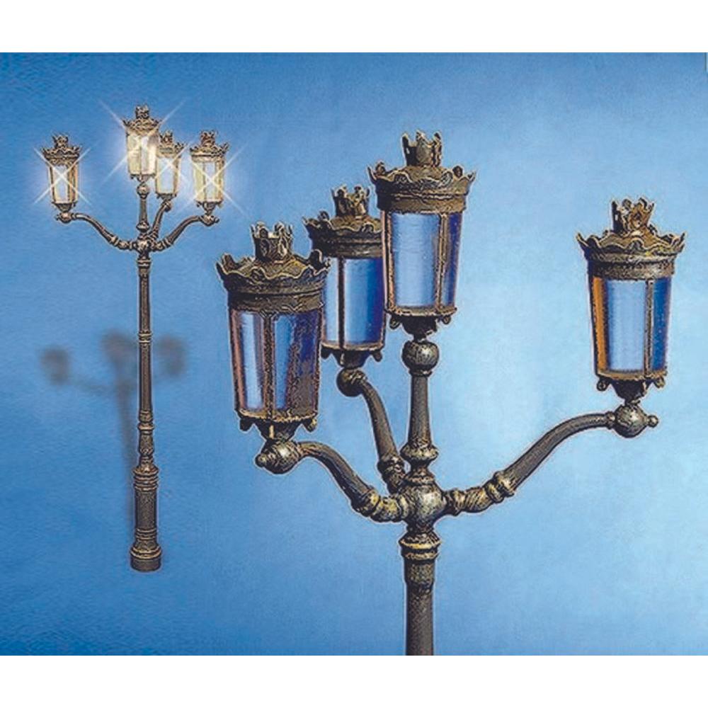 Thumbnail - Plus Model Stadtlampen