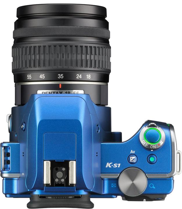 Produktbild Pentax K-S1 DA L 18-55mm + 50-200mm Kit & Gratis SD Karte (APS-C / DX)