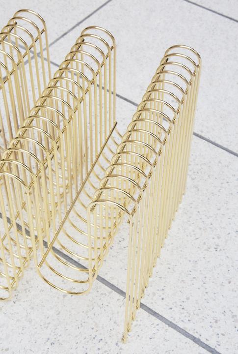 Actual product image Aytm Curva magazine holder