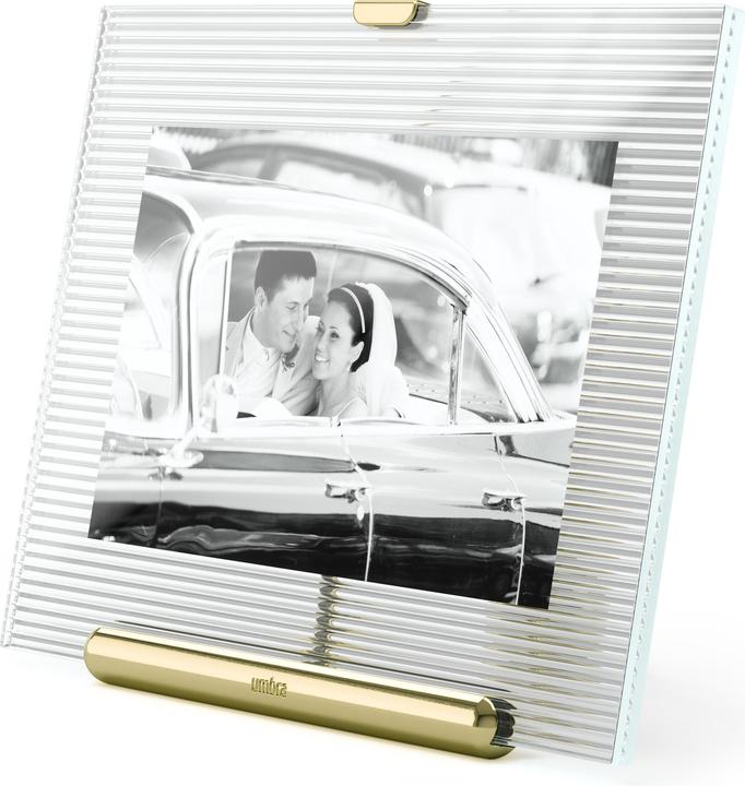 Actual product image Umbra Flute brass picture frame, 13 x 18 cm (13 x 18 cm)