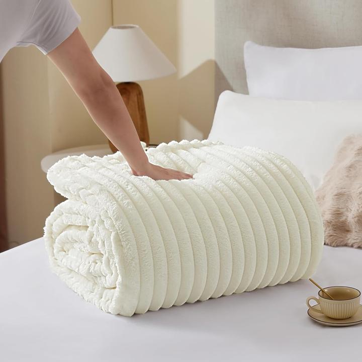 Produktbild Wave Sherpa Kuscheldecke (150 x 200 cm)