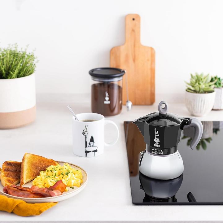 Image du produit Bialetti New Moka Induction, Noir 6 tasses (6 Tasses)