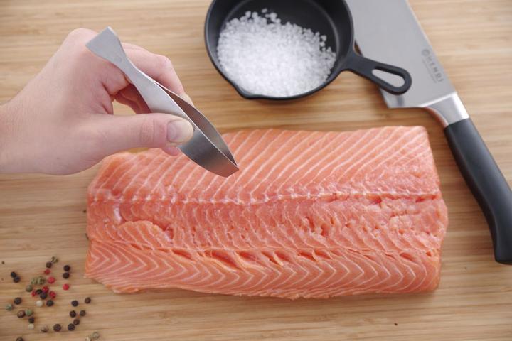 Actual product image Hendi Fishbone tweezers