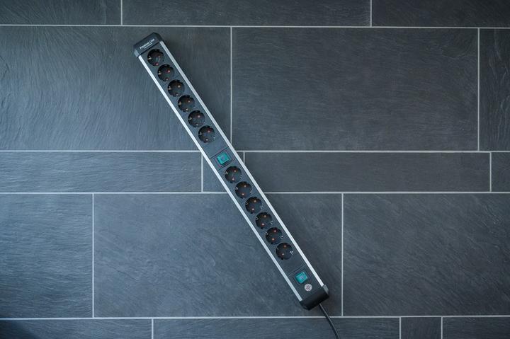 Actual product image Brennenstuhl Power strip (12x, CEE 7/3, 3 m)