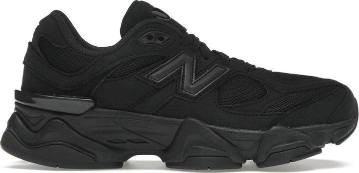 Image du produit New Balance 9060 Triple Black (GS) (36)