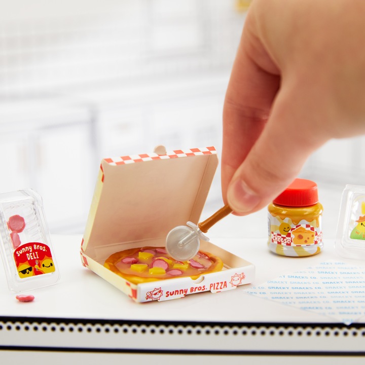 Actual product image MGA s Miniverse- Make It Mini: Multi Pack