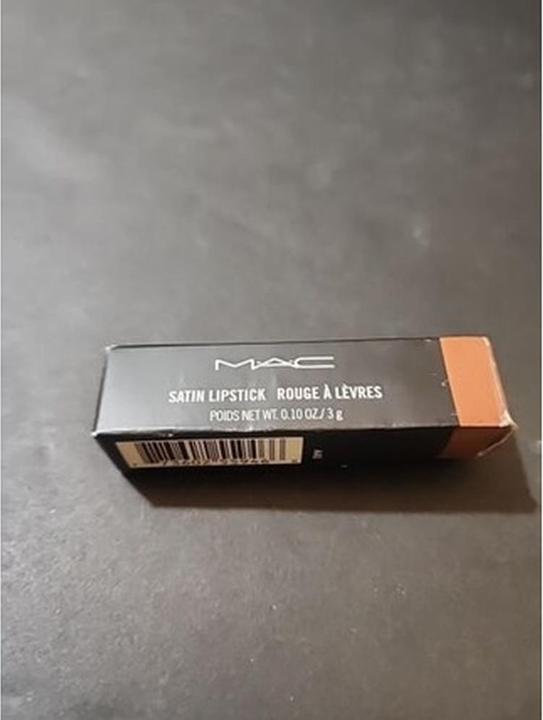 Actual product image MAC Cosmetics Matte Lipstick (Bath N Bare)