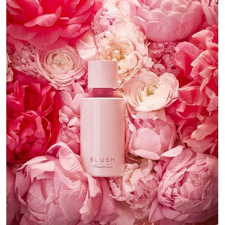 Actual product image Kenneth Cole Blush by Eau De Parfum Spray 100 ml (Eau de parfum, 100 ml)