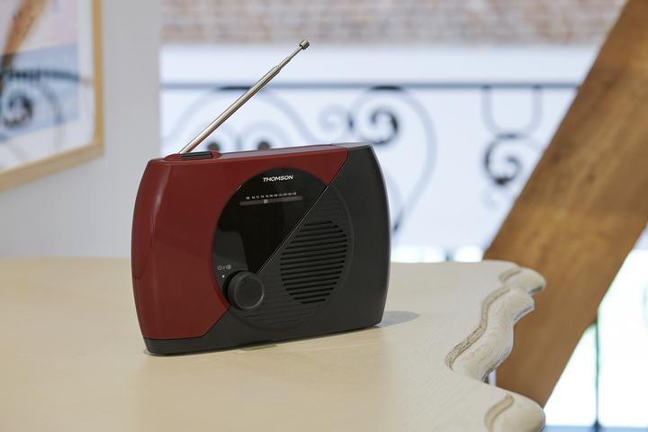 Actual product image Thomson RT353 Radio red-black (KW)