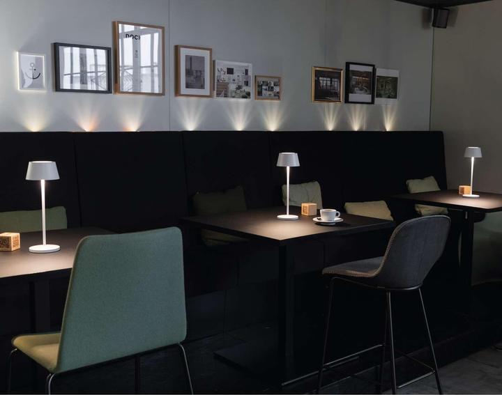 Produktbild Maul MAULnina LED-Akku-Tischleuchte weiss (210 lm)