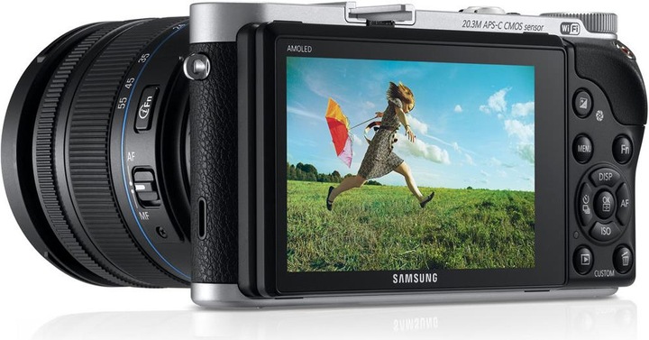 Produktbild Samsung NX300, 18-55mm Kit inkl. Lighroom (APS-C / DX)