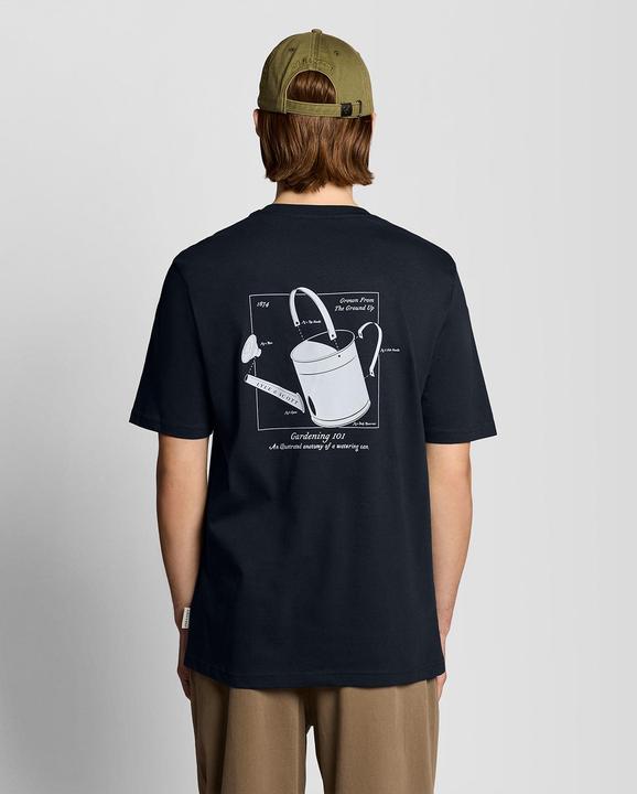 Produktbild Lyle and Scott Watering Can Graphic (M)
