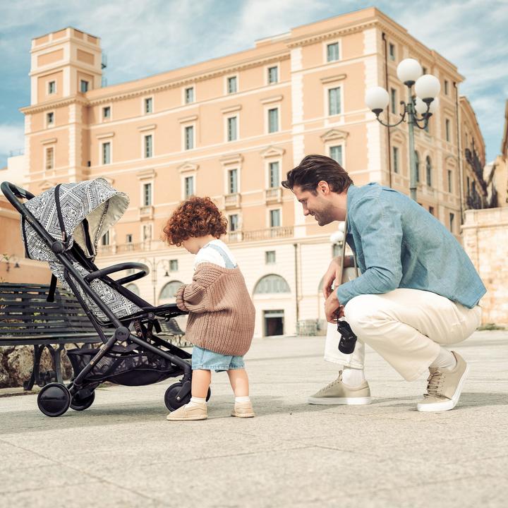 Produktbild KinderKraft PILOT2 BIZUU black pushchair