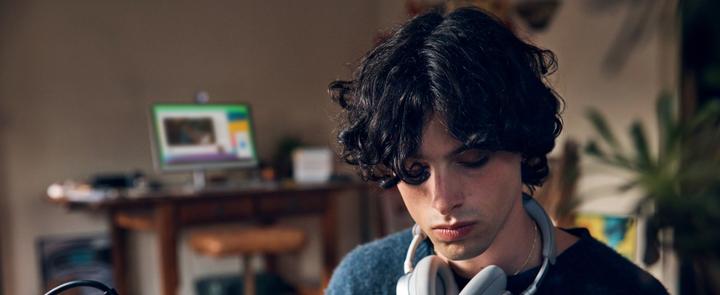 Produktbild HP ENVY 27-cp0790nz i7 /2TB NVIDIA RTX 3060 (2000 GB, 32 GB, Intel Core i7-12700)