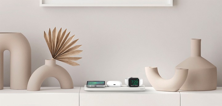 Actual product image Belkin BoostCharge Pro 3-in-1 Ladegerät mit MagSafe