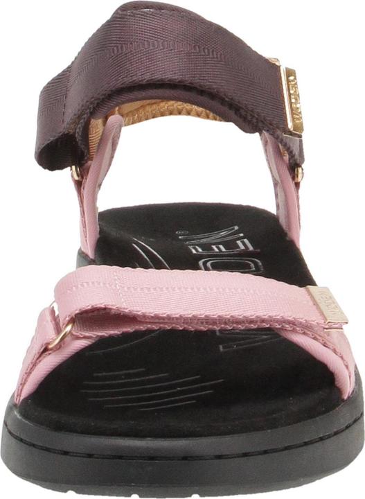 Actual product image Woden Line (39)