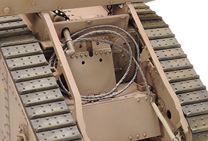 Actual product image Tamiya British Tank Mk.IV Male with engine