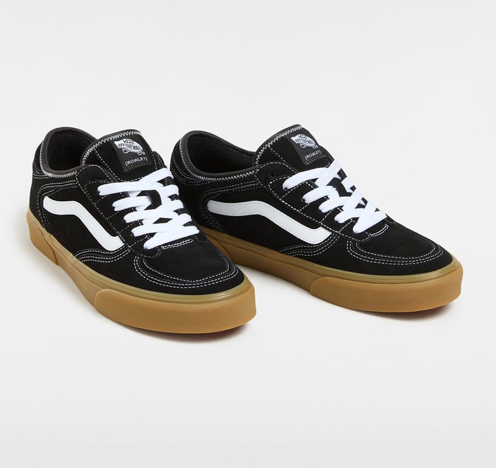Image du produit Vans UA Rowley Classic BLACK/WHITE/GUM (41)