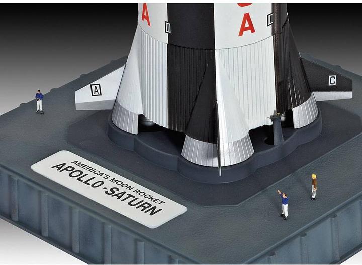 Actual product image Revell Apollo Saturn V