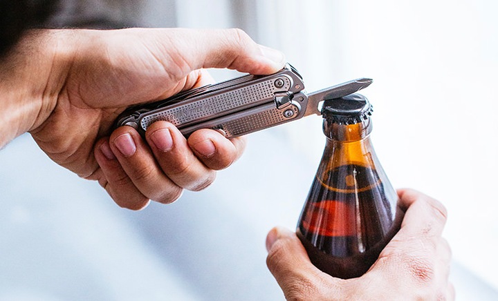 Actual product image Leatherman Free P2 (19 Functions)