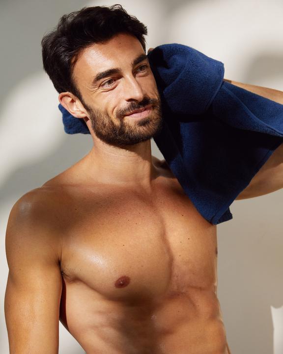 Actual product image Nivea Men Anti-Schuppen pH-Optimal Shampoo Trio (750 ml, Liquid shampoo)