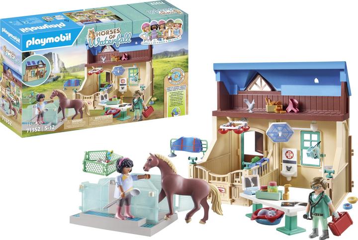 Actual product image Playmobil Riding therapy & veterinary practice (71352, Playmobil Horses of Waterfall)