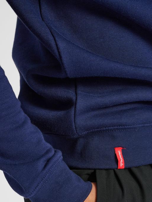Actual product image hummel Red Heavy Sweatshirt (S)