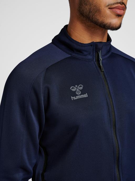 Actual product image hummel Cima Xk Zip Jacket (S)