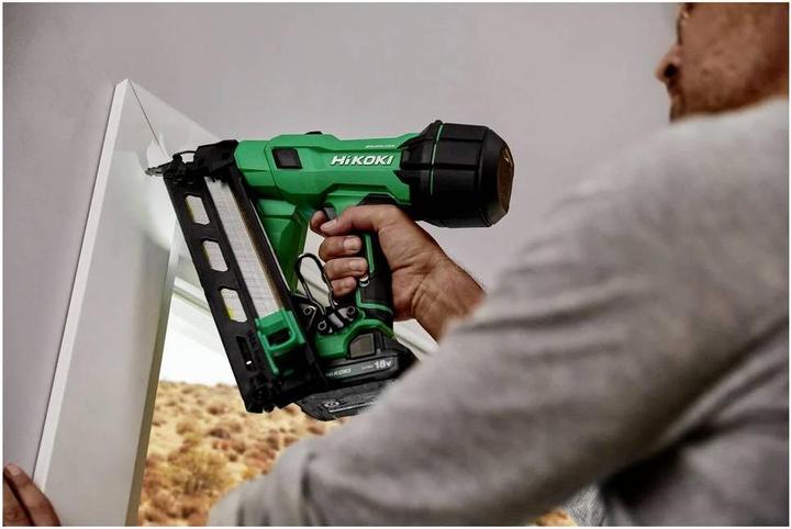 Produktbild Hikoki NT1865DAAW9Z Akkunagler 18V 15 GAUGE ohne Akku und Ladegerät im HSC IV Koffer