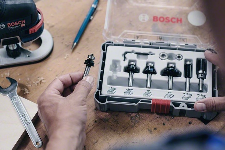 Produktbild Bosch Professional Zubehör 15-teiliges Fräser-Set, 6-mm-Schaft für Handfräsen