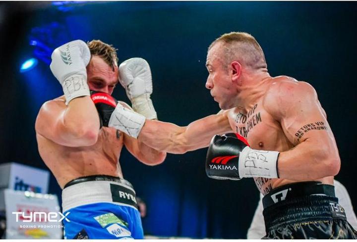 Actual product image Yakimasport Wolf Black L Boxing Gloves (L)