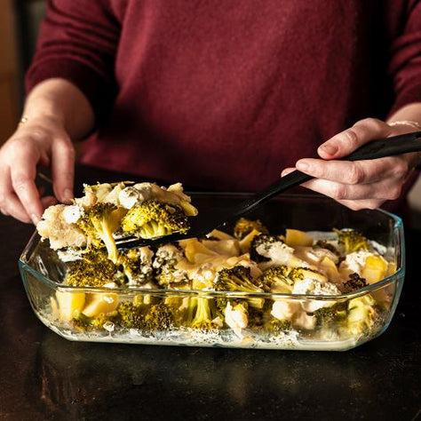 Actual product image Pyrex 3.2 litre casserole dish