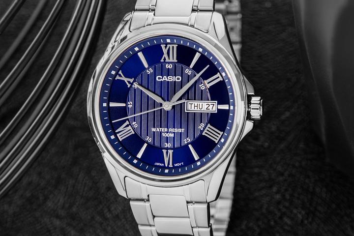 Produktbild Casio Herrenuhr MTP-VD01D-1CVUDF + BOX