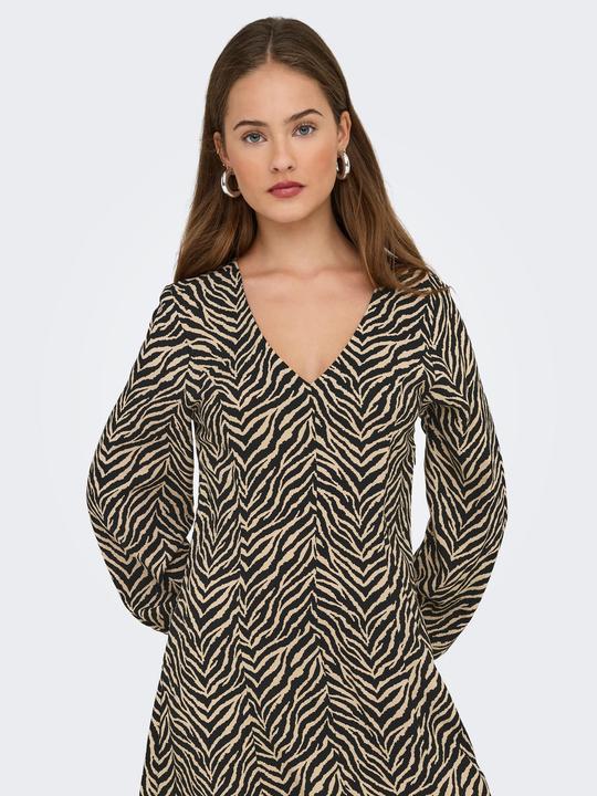 Actual product image Only ONLNOVA Kurzes Kleid Kleid (M)