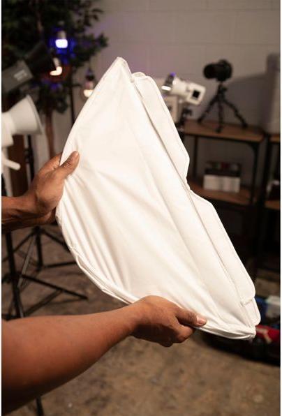Produktbild Aputure Amaran Lantern für F21 Softbox