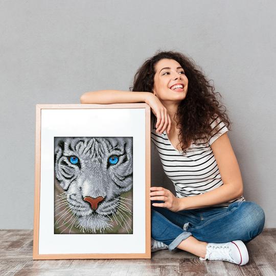 Actual product image Diamond Dotz Diamond Painting White Tiger